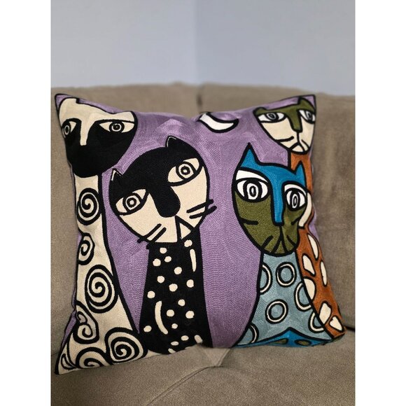 Colorful Cat Pillow Cover – Handmade Embroidered Cushion Cover with Abstract Cat - Picture 1 of 10